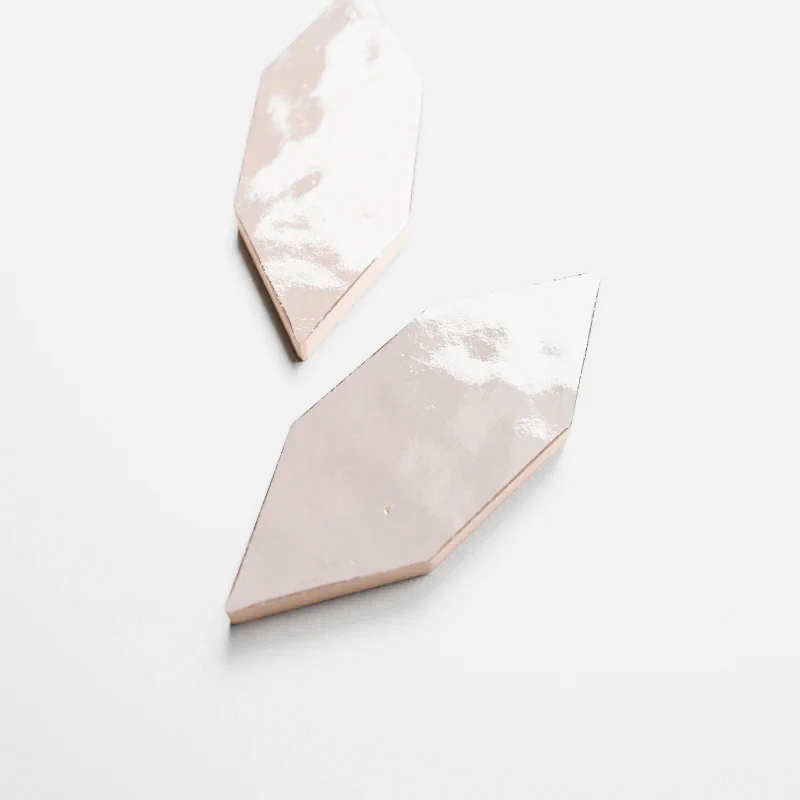 S064 - Leaf - Random colour